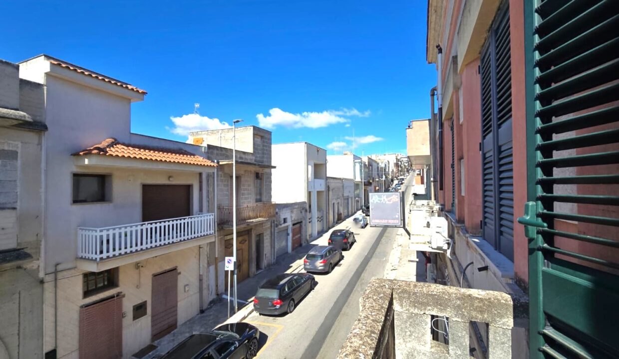 WhatsApp Image 2025-10-11 at 14.55.05 (1)